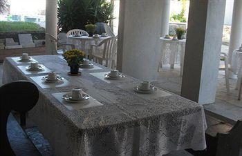 Inn Tortugas